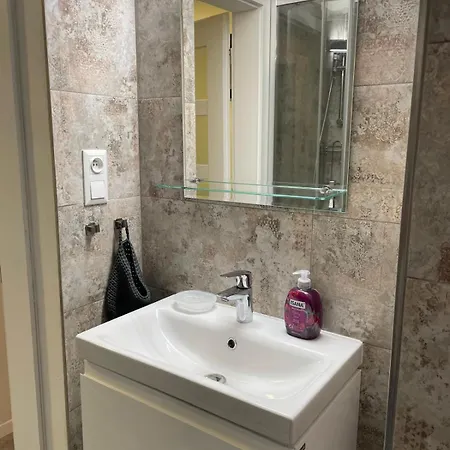 Bubenec Apartment *